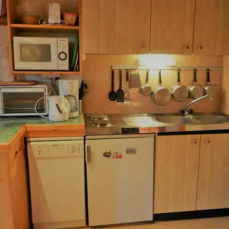 Duplex Cosy 33m² A Areches-beaufort, Pour 4 Pers., Pied Des Pistes, Animaux Admis, Parking - Fr-1-342-157 アパート